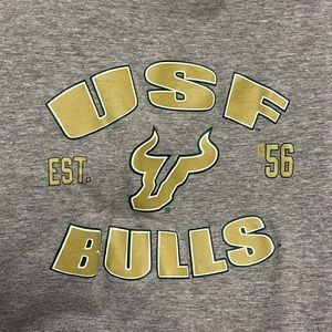 University of South Florida Bulls Women’s Tee - Extra Large ****